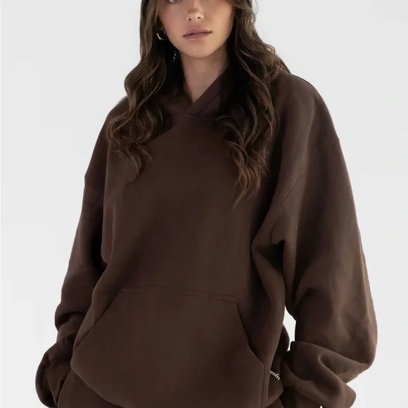 Comfrt minimalist hoodie - Picture 2 of 3